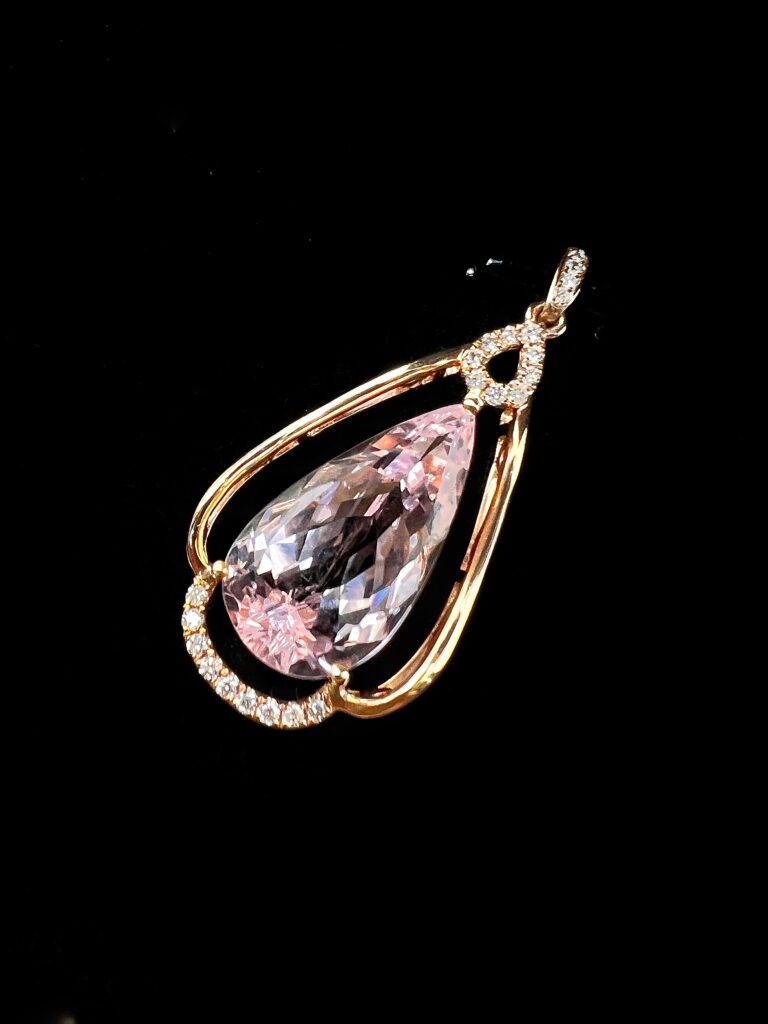 B3FBB6F6-5C53-4B6F-A793-86AA2CF24A96